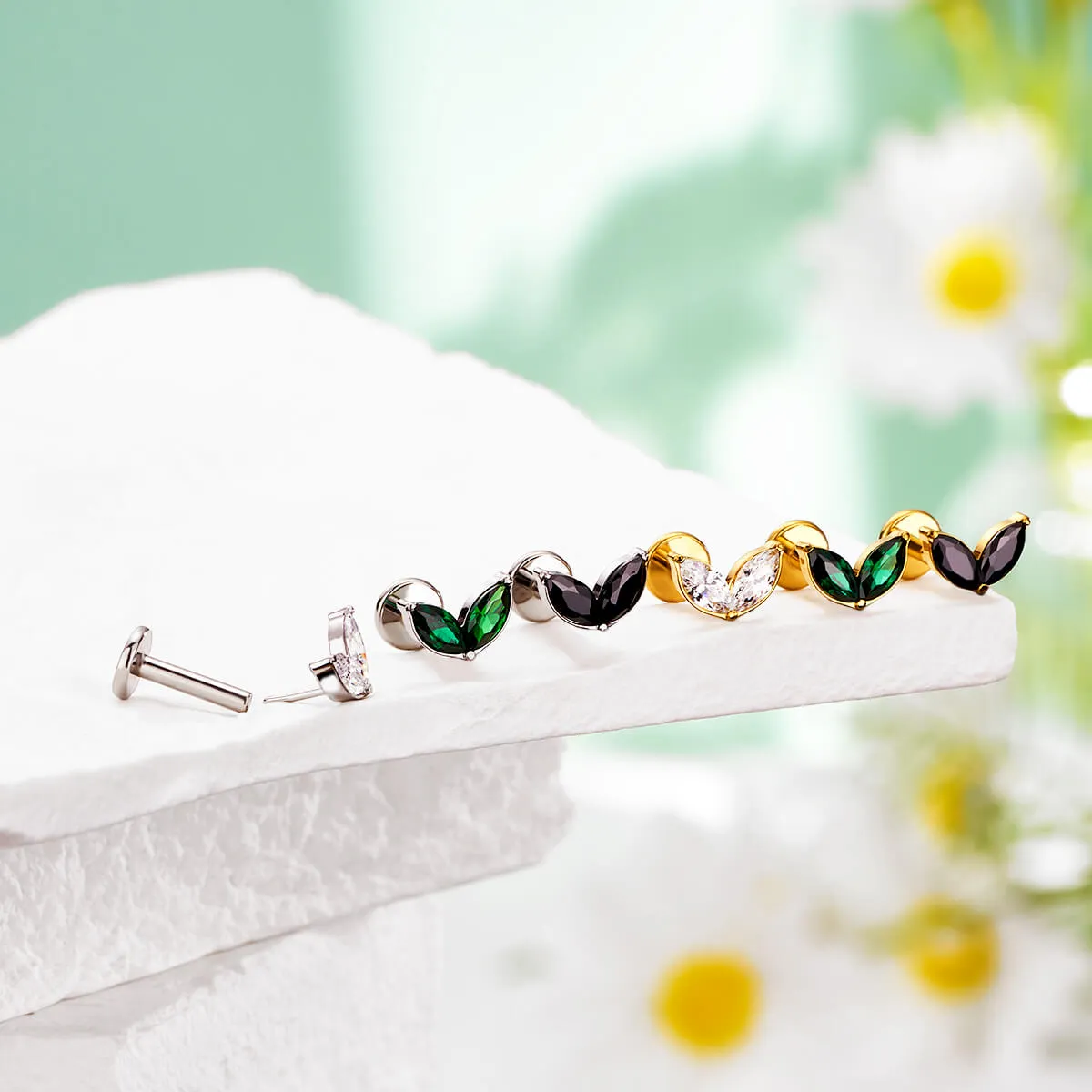 16G Leaf Style Threadless/Push Pin Flat Back Cartilage Mantis Piercing Stud Earring