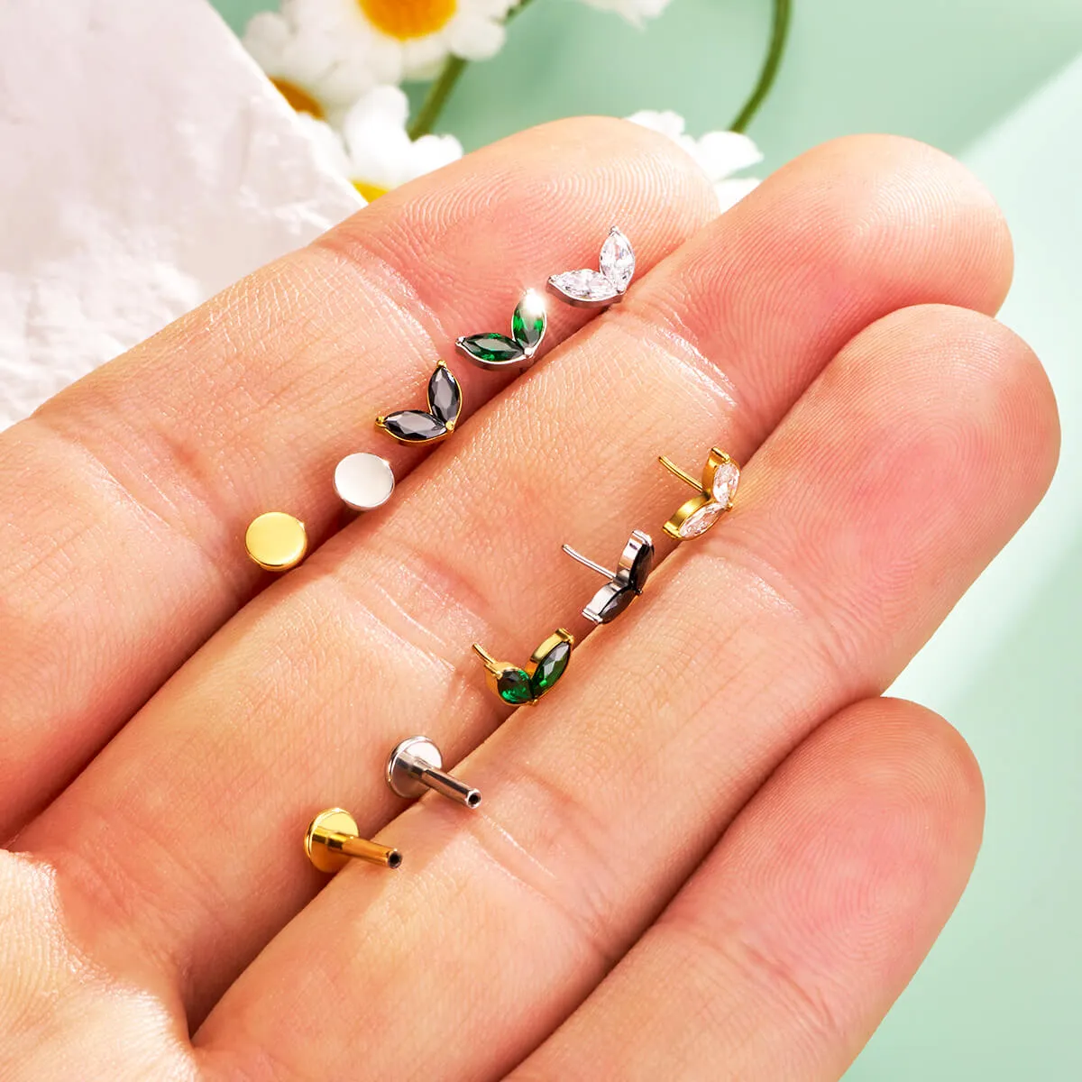16G Leaf Style Threadless/Push Pin Flat Back Cartilage Mantis Piercing Stud Earring