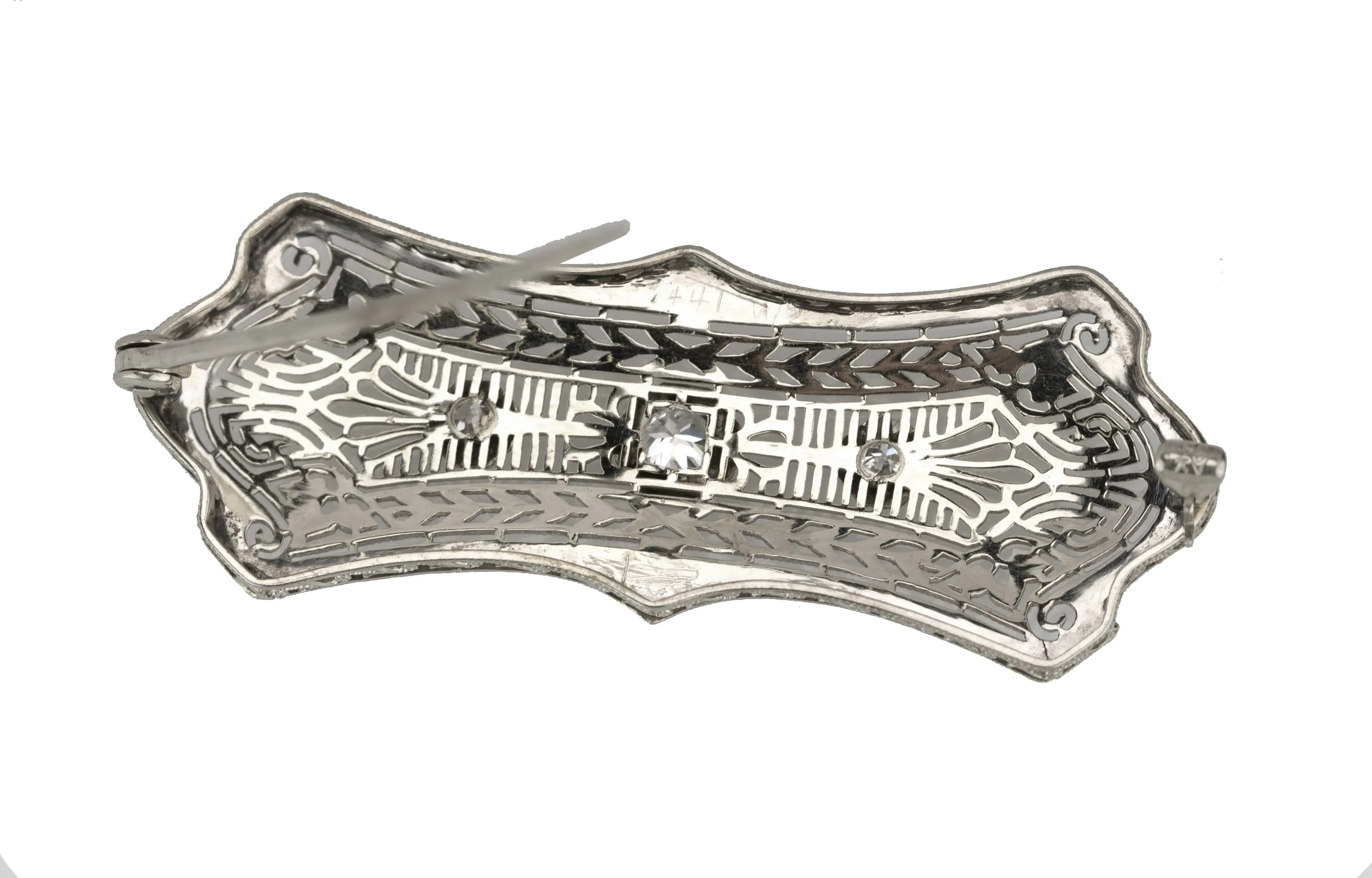 1930's Antique Art Deco 14k White Gold 0.29ctw Diamond Filigree Pin Brooch