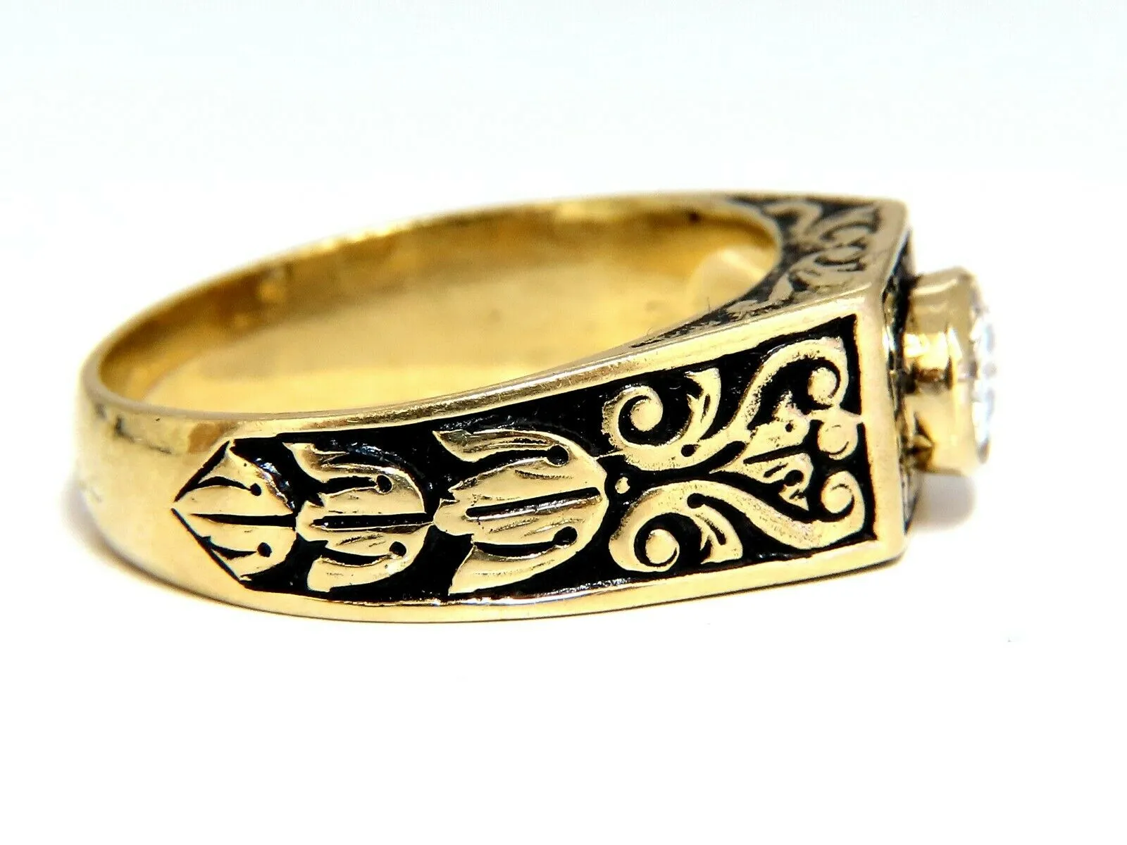 .40ct Vintage Victorian Natural Diamond Ring 18 Karat Raised Crest