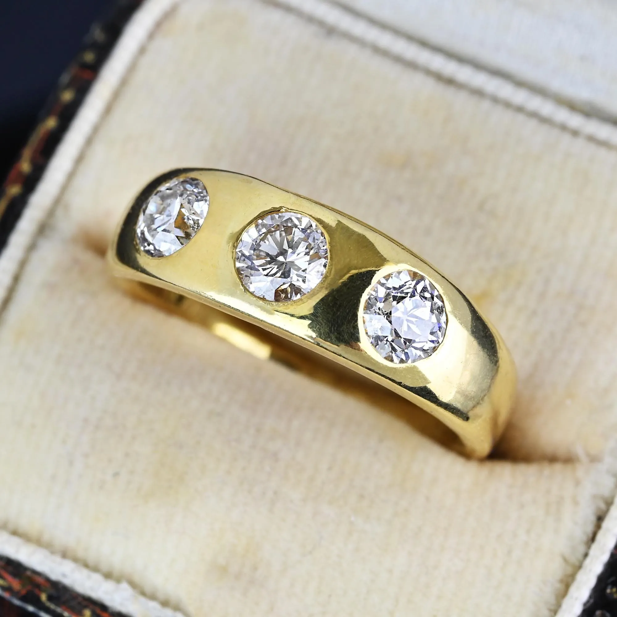 Antique 18K Gold Three Stone Mine Cut Diamond Ring Band