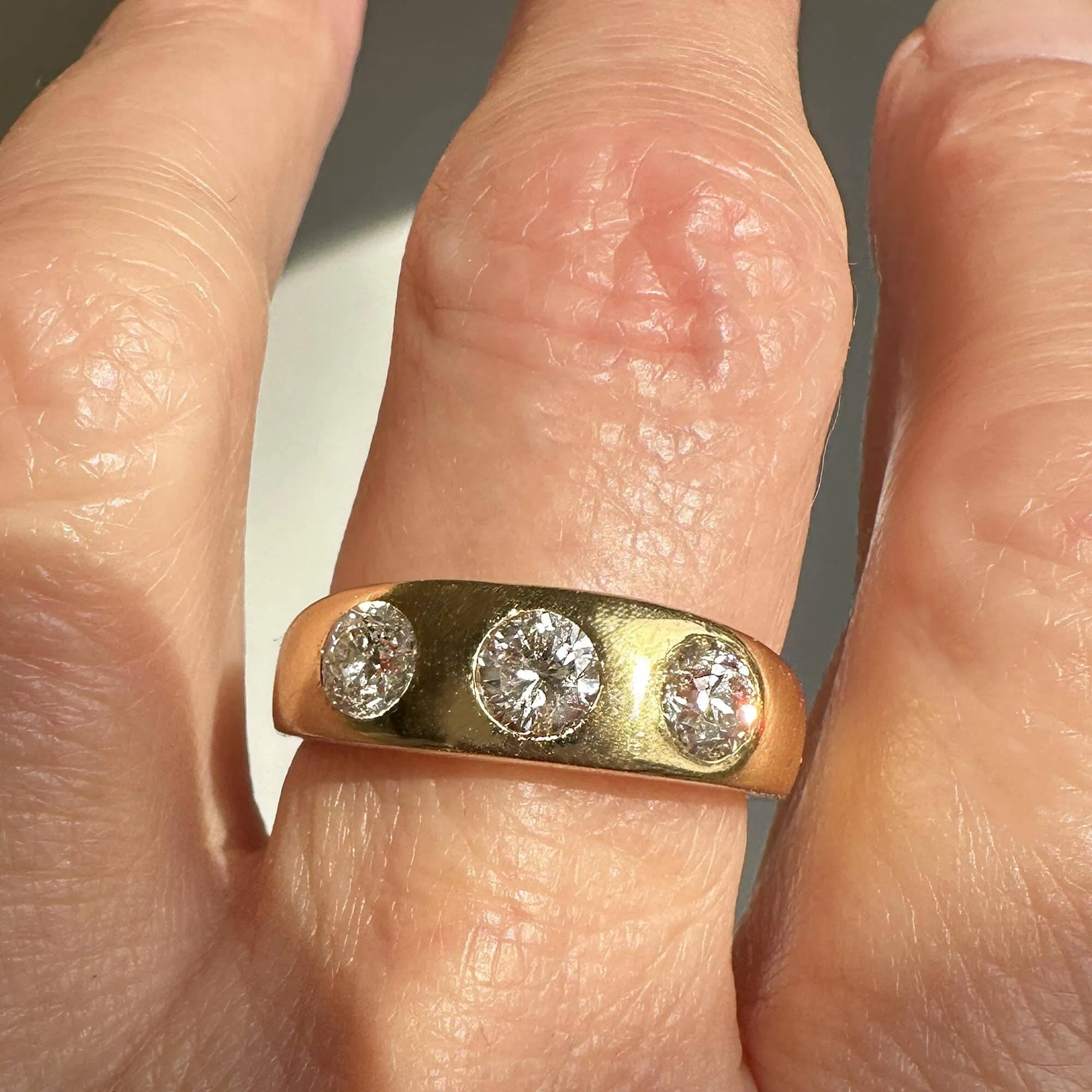 Antique 18K Gold Three Stone Mine Cut Diamond Ring Band