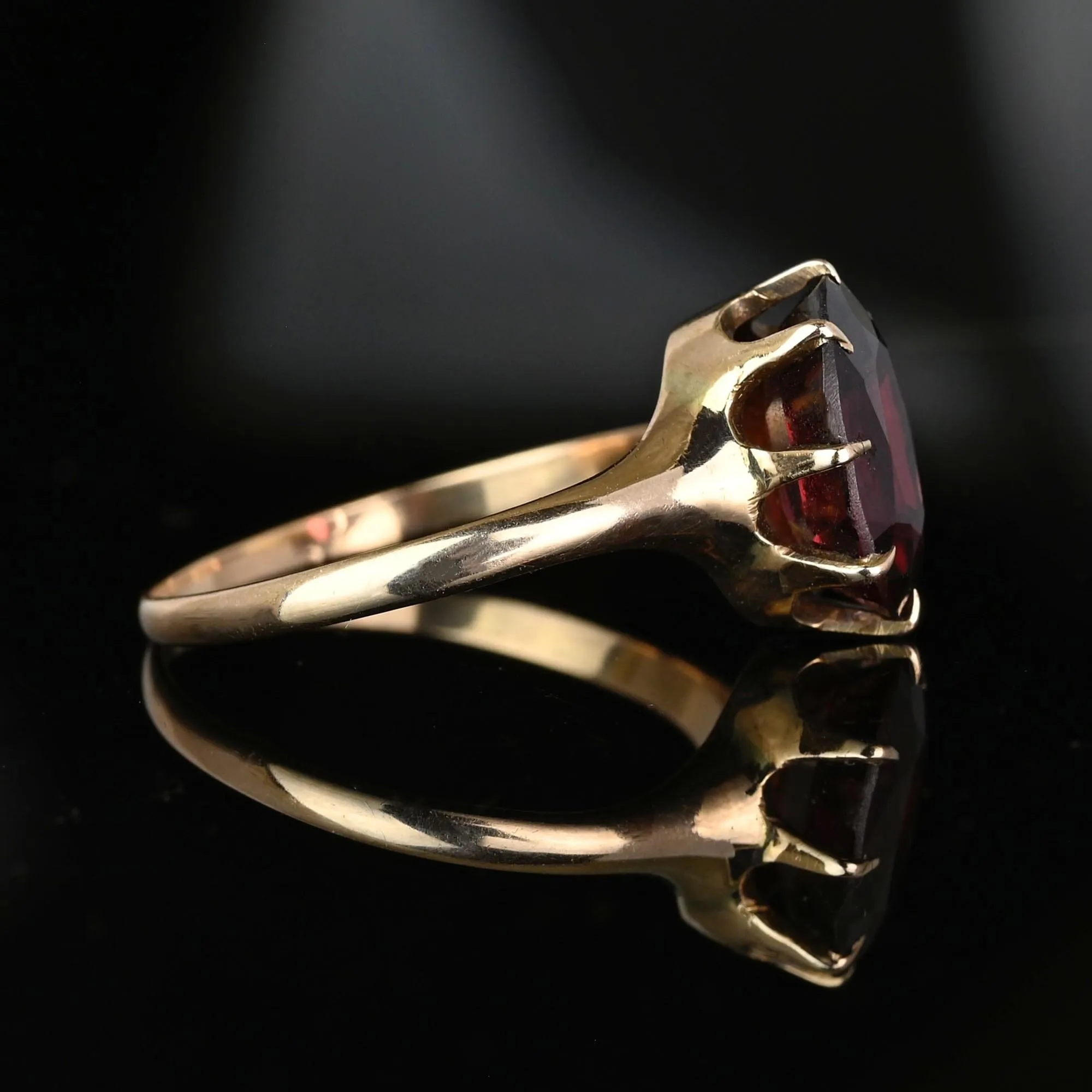 Antique Edwardian Oval Solitaire Rhodolite Garnet Ring