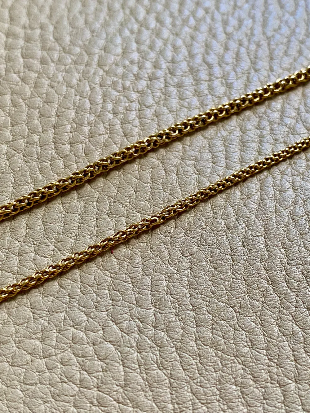 Antique Round Link Tubular Mesh Necklace - Solid 18k gold - 18 inch length