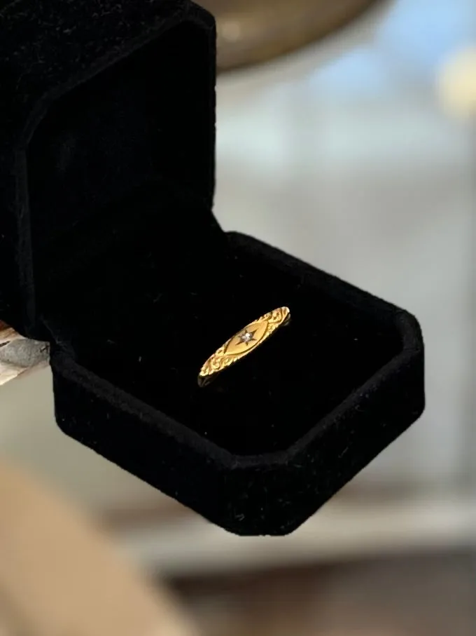 Antique Victorian 10k Yellow Gold Repousse & Clear Glass Faceted Stone Lingerie Pin