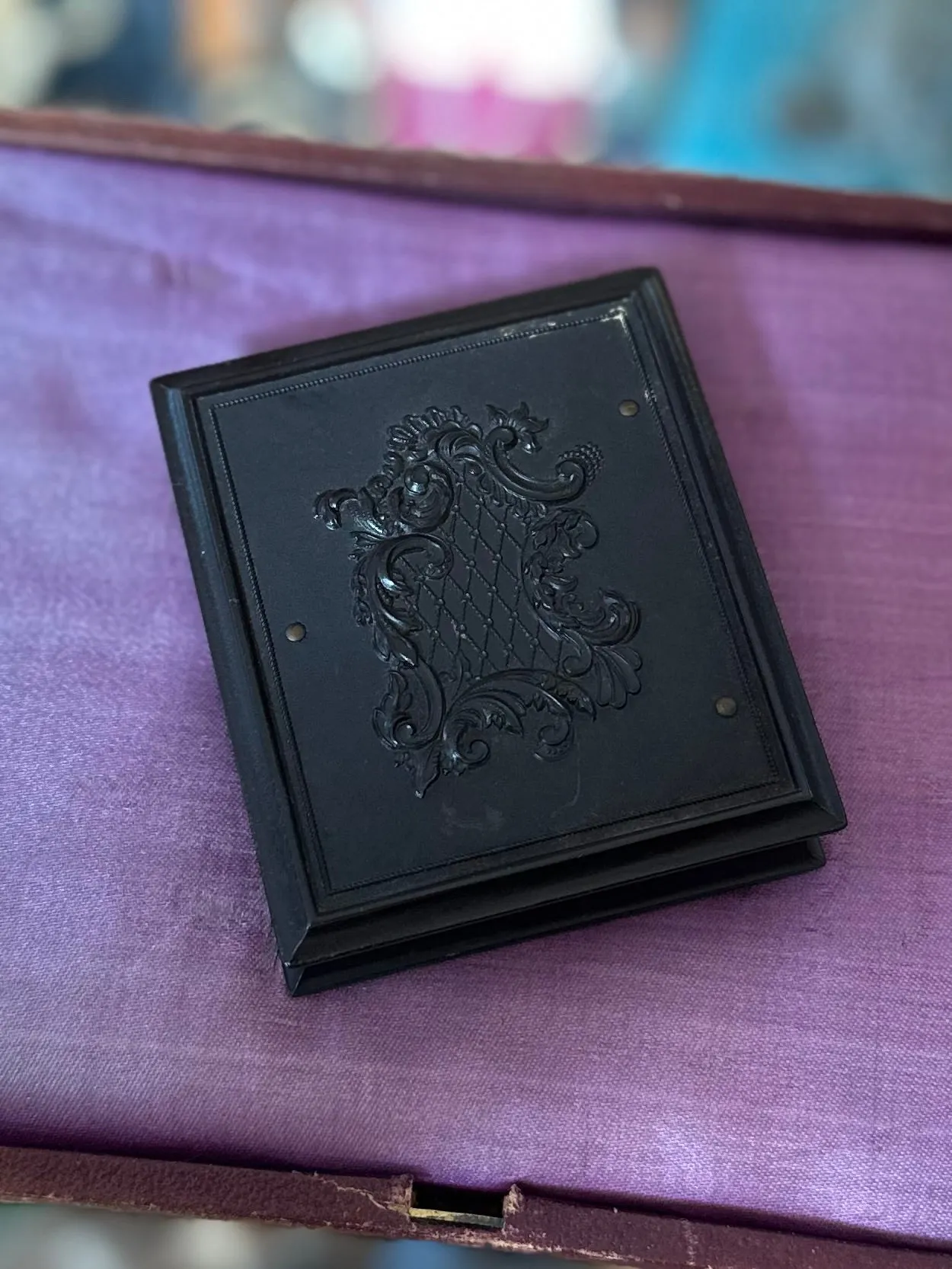 Antique Woman Daguerreotype Ambrotype Gutta Purcha Case Burgundy Velvet Photograph Portrait