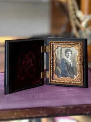 Antique Woman Daguerreotype Ambrotype Gutta Purcha Case Burgundy Velvet Photograph Portrait