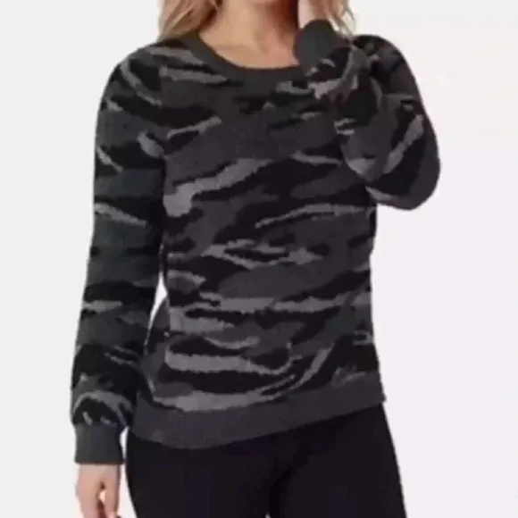 Barefoot Dreams Cozy Chic Seaside Crew Neck Zebra Camo Super Soft Sweater Small