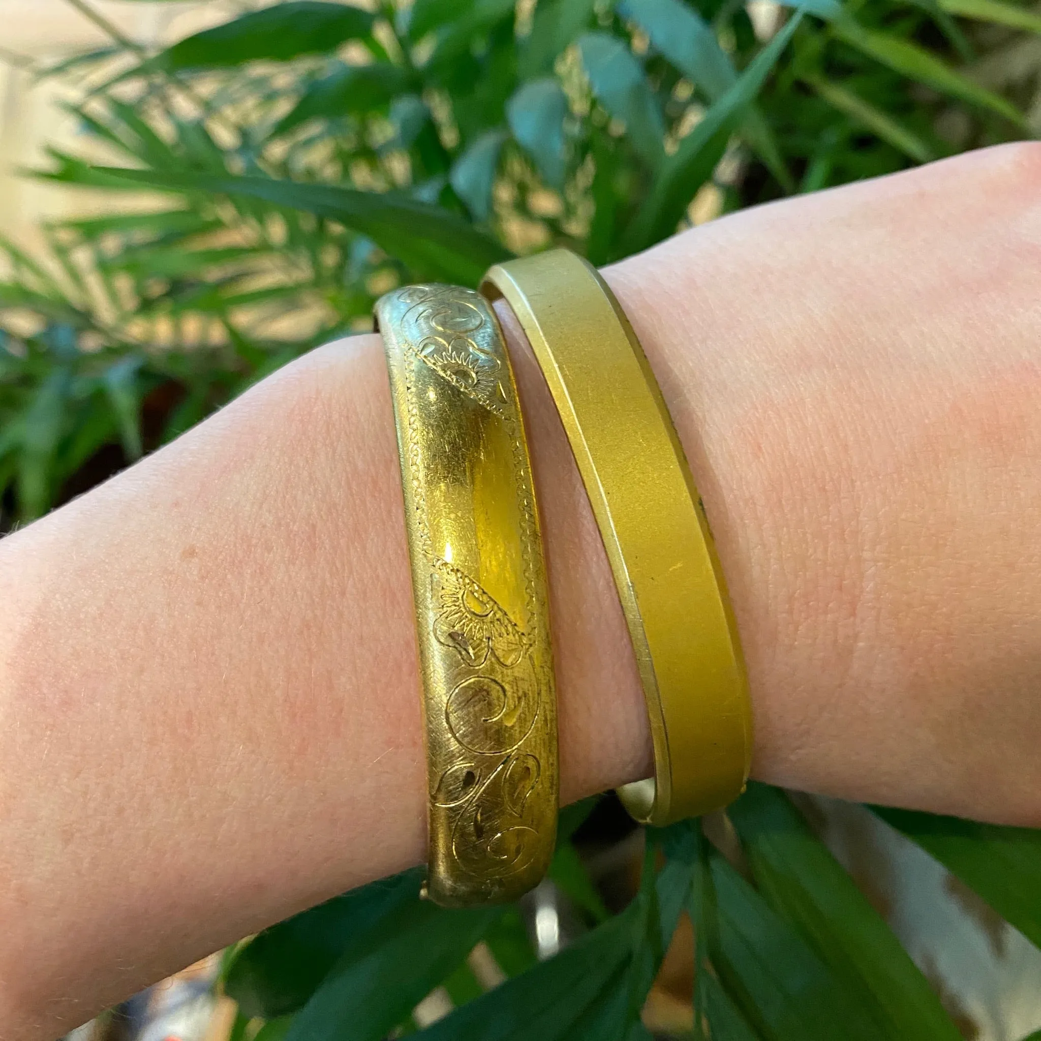 Beveled Edge Edwardian Bangle with Matte Finish