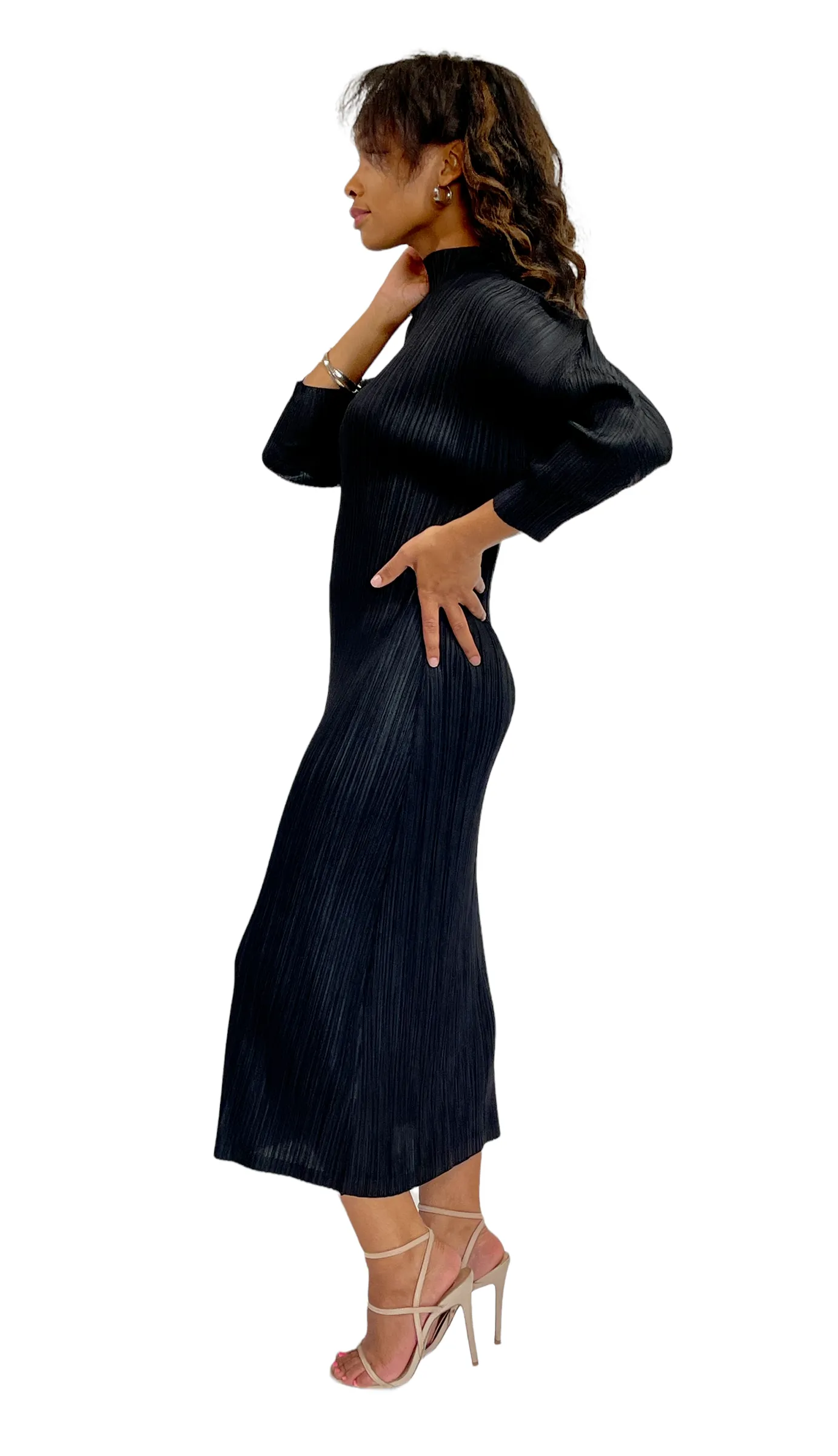 Black Sassyn Batwing-Sleeve Dress