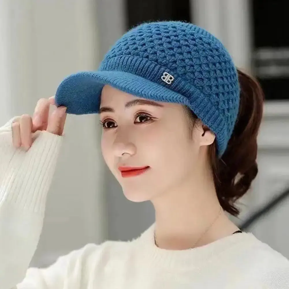 Cozy Fashion Winter Thermal Ladies Knit Cap Solid Color Ladies Hat Casual Winter hat for Outdoor