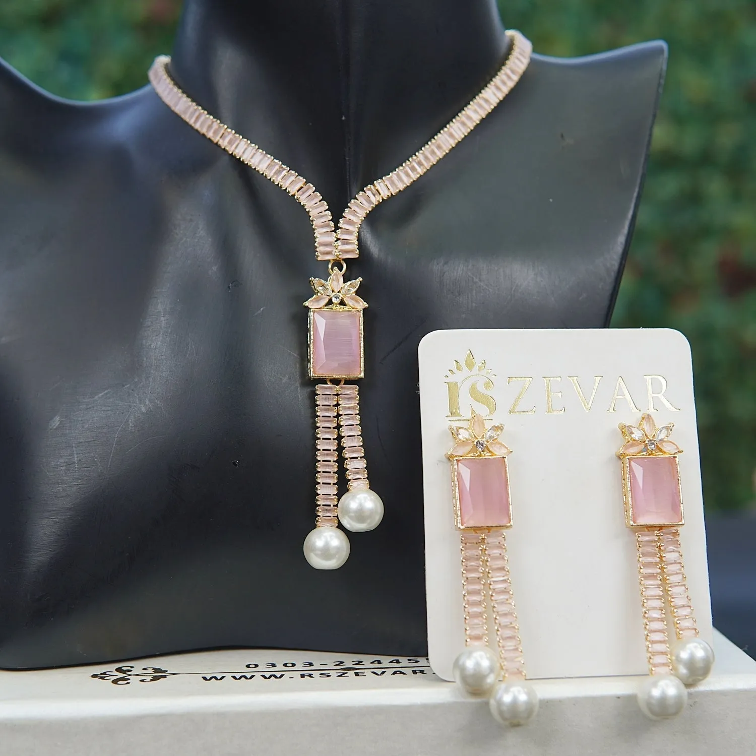 Cubic Zircona With Pearls Necklace Set