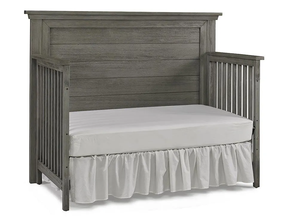 Designs by Briere Lugo Convertible Flat Top Crib