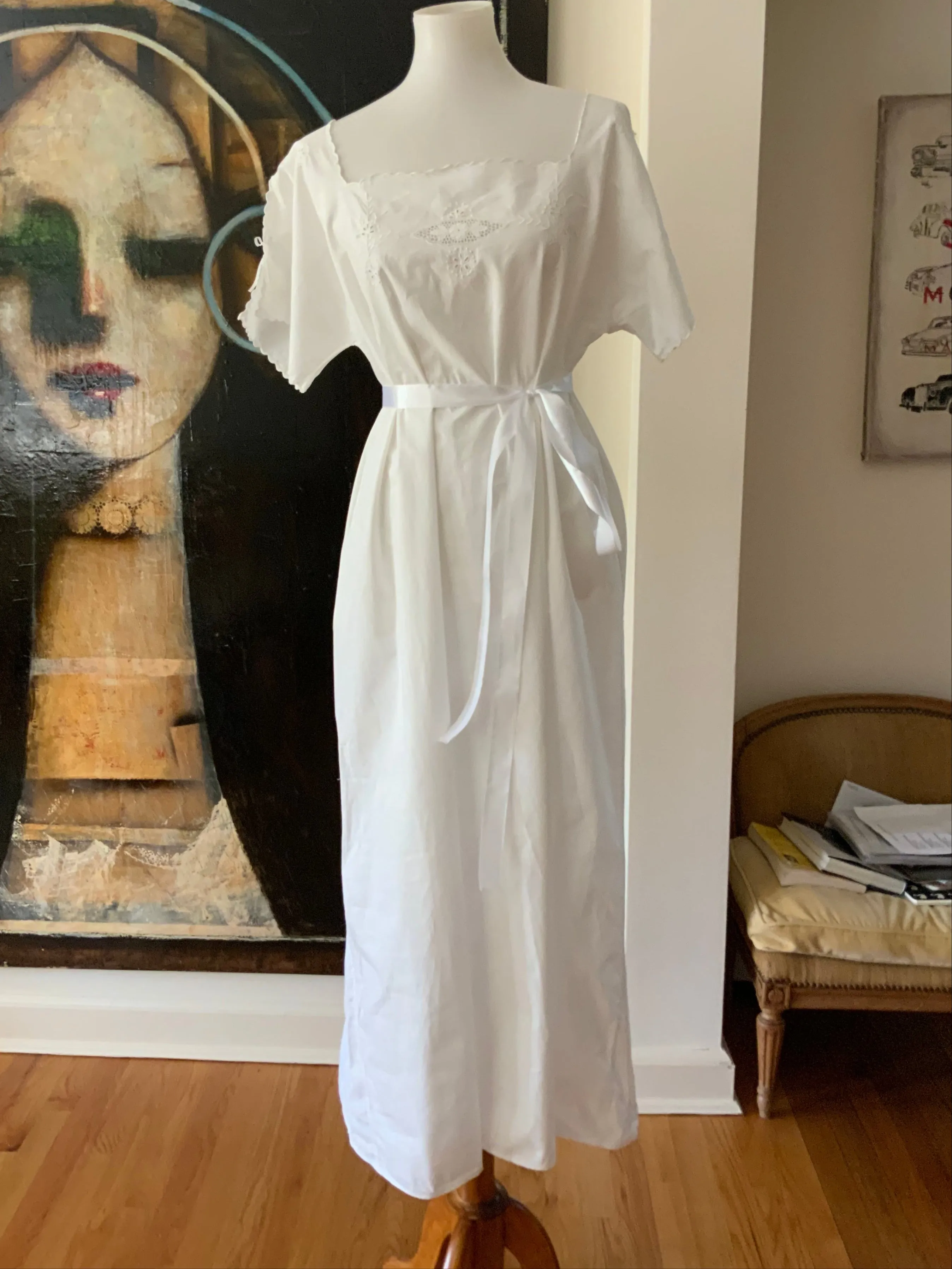 Edwardian Nightgown Cotton Cut Out Work and Embroidery - 1900