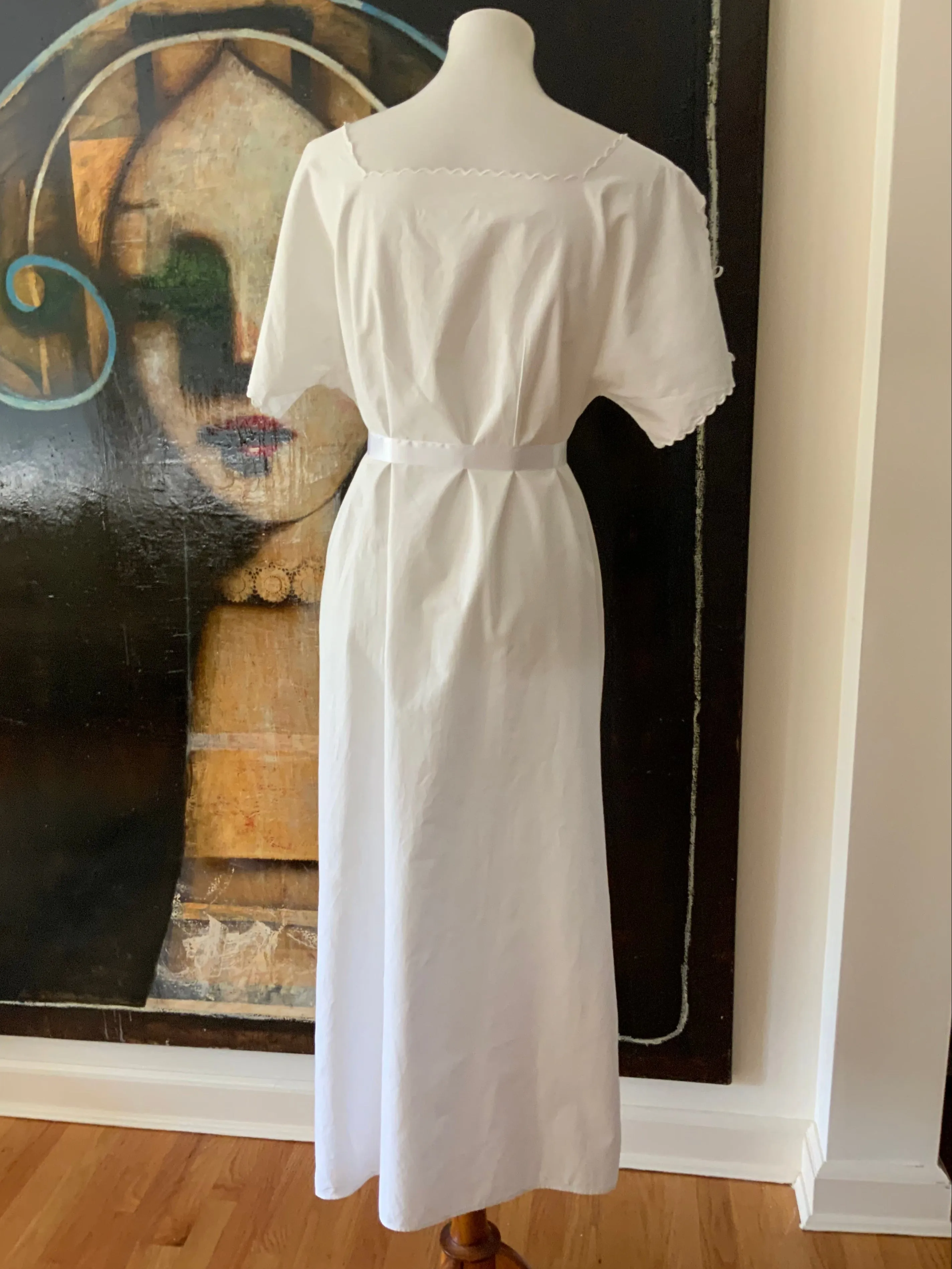 Edwardian Nightgown Cotton Cut Out Work and Embroidery - 1900