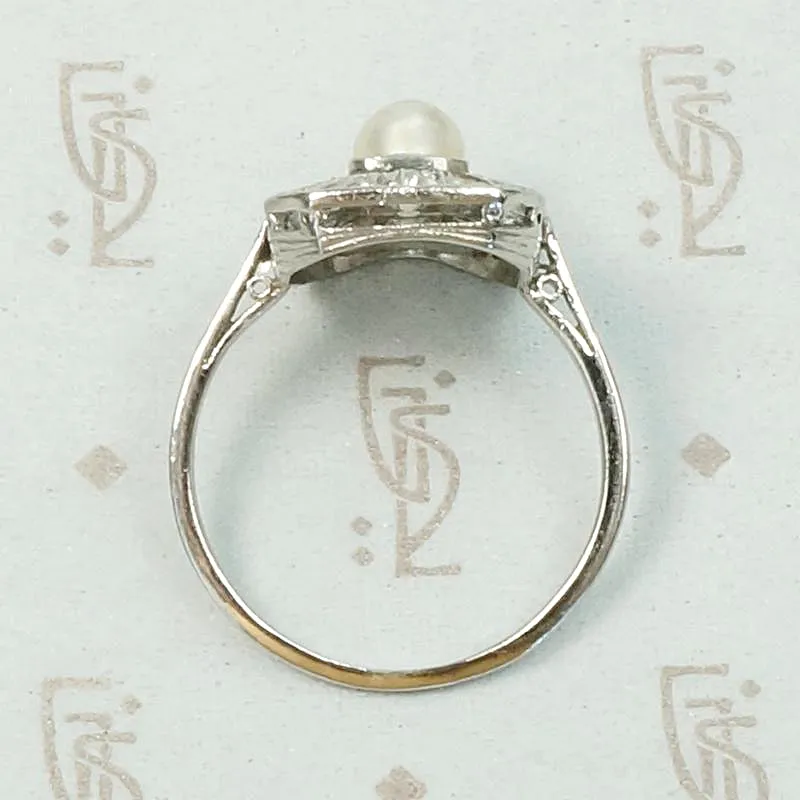 Edwardian Panel Diamond & Pearl Dream Ring
