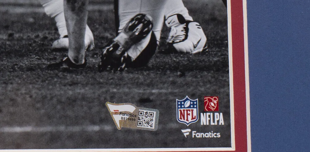 Eli Manning Signed Framed 11x14 Spotlight The Great Escape Giants Photo Fanatics