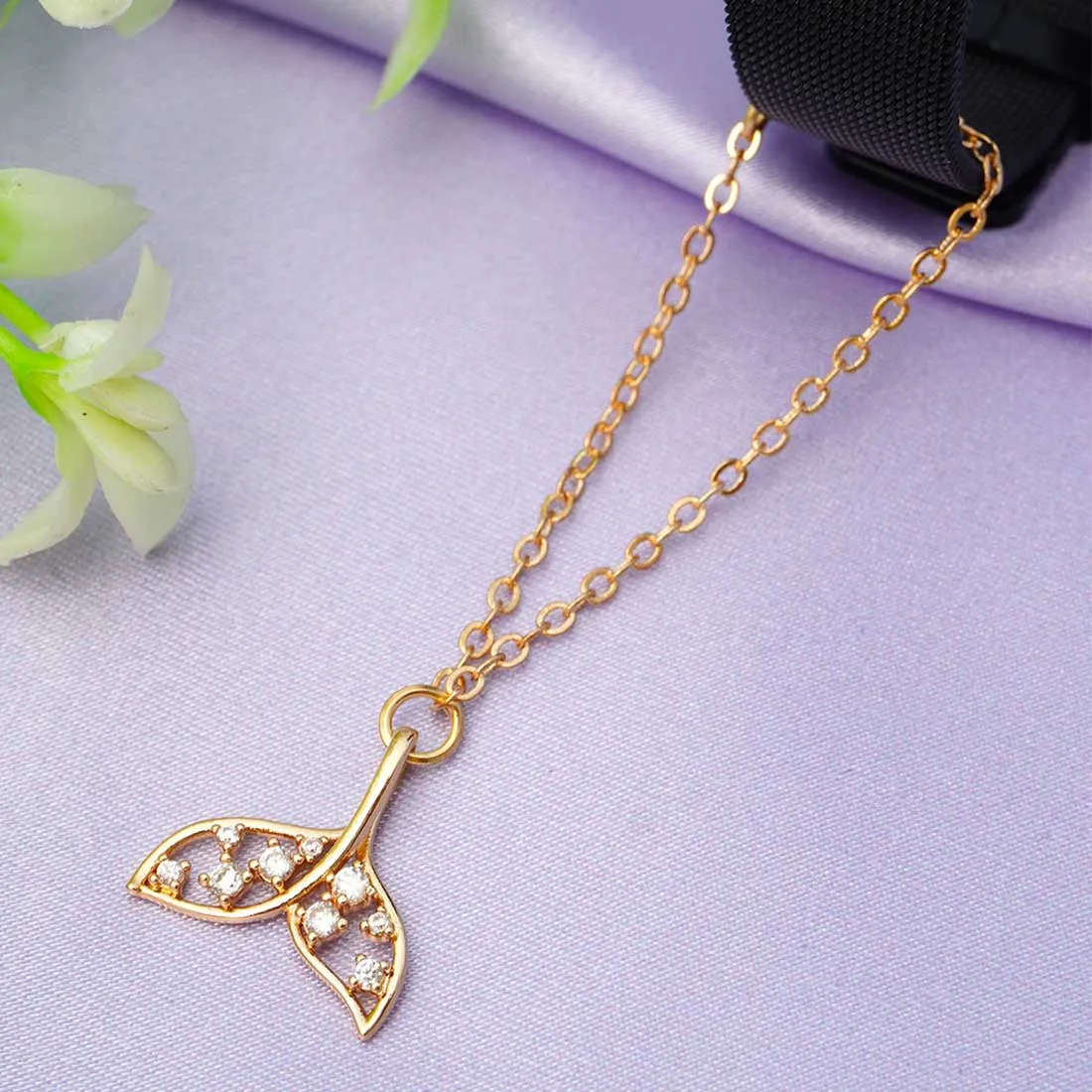 Fish Tail Chain Watch Charm