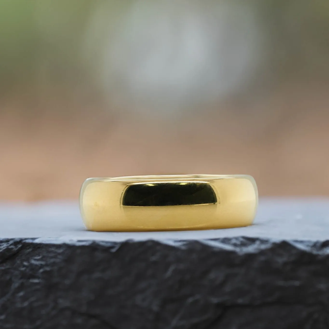 High Polished Yellow Gold - 6mm