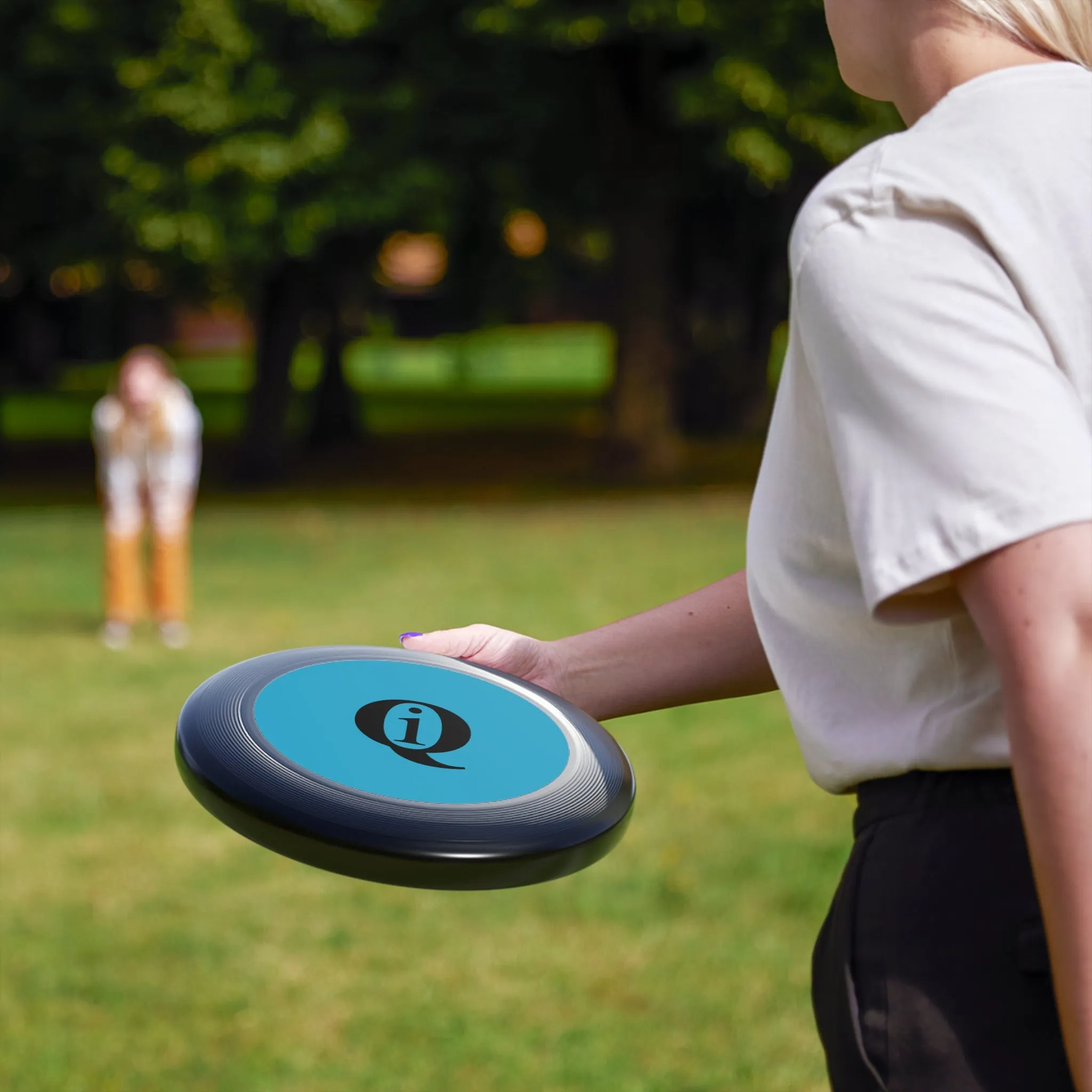 IQ Fashion | Wham-O Frisbee