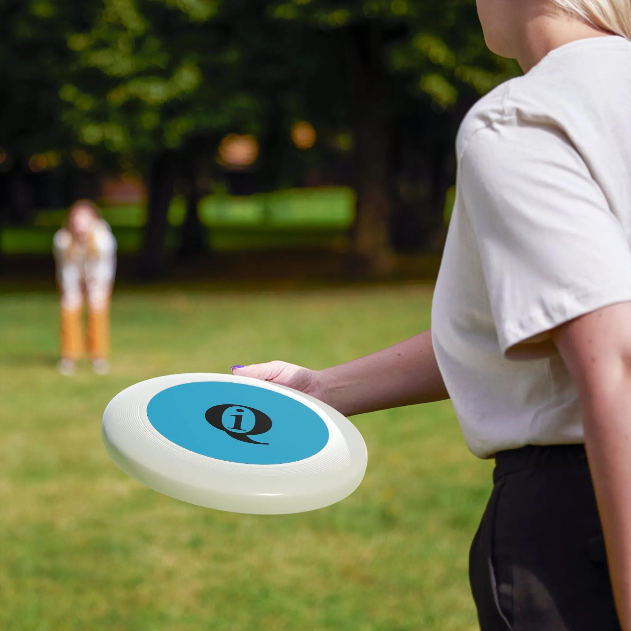 IQ Fashion | Wham-O Frisbee