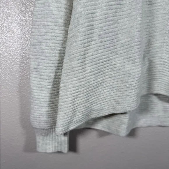 Kuhl Solace Sweater in natural size large
