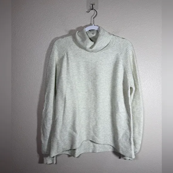 Kuhl Solace Sweater in natural size large
