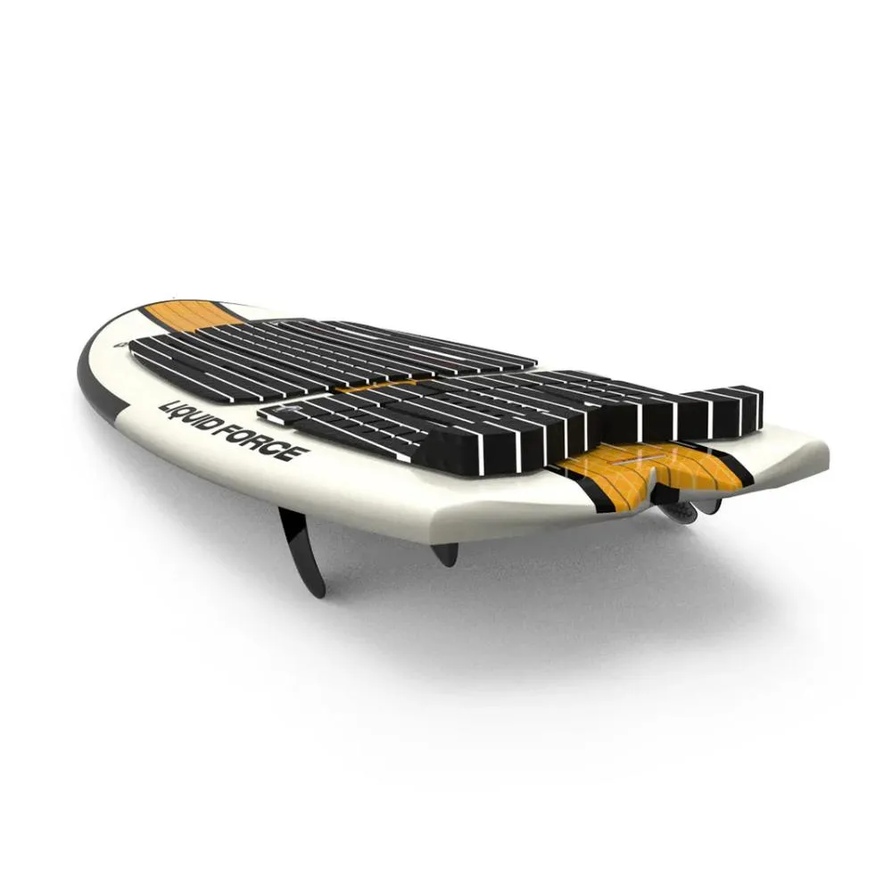 LIQUID FORCE QUATTRO 2024