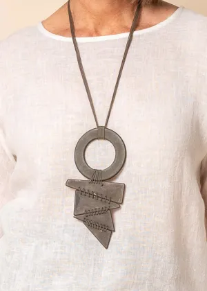 Lova Necklace in Khaki