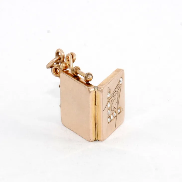 Mason's Locket