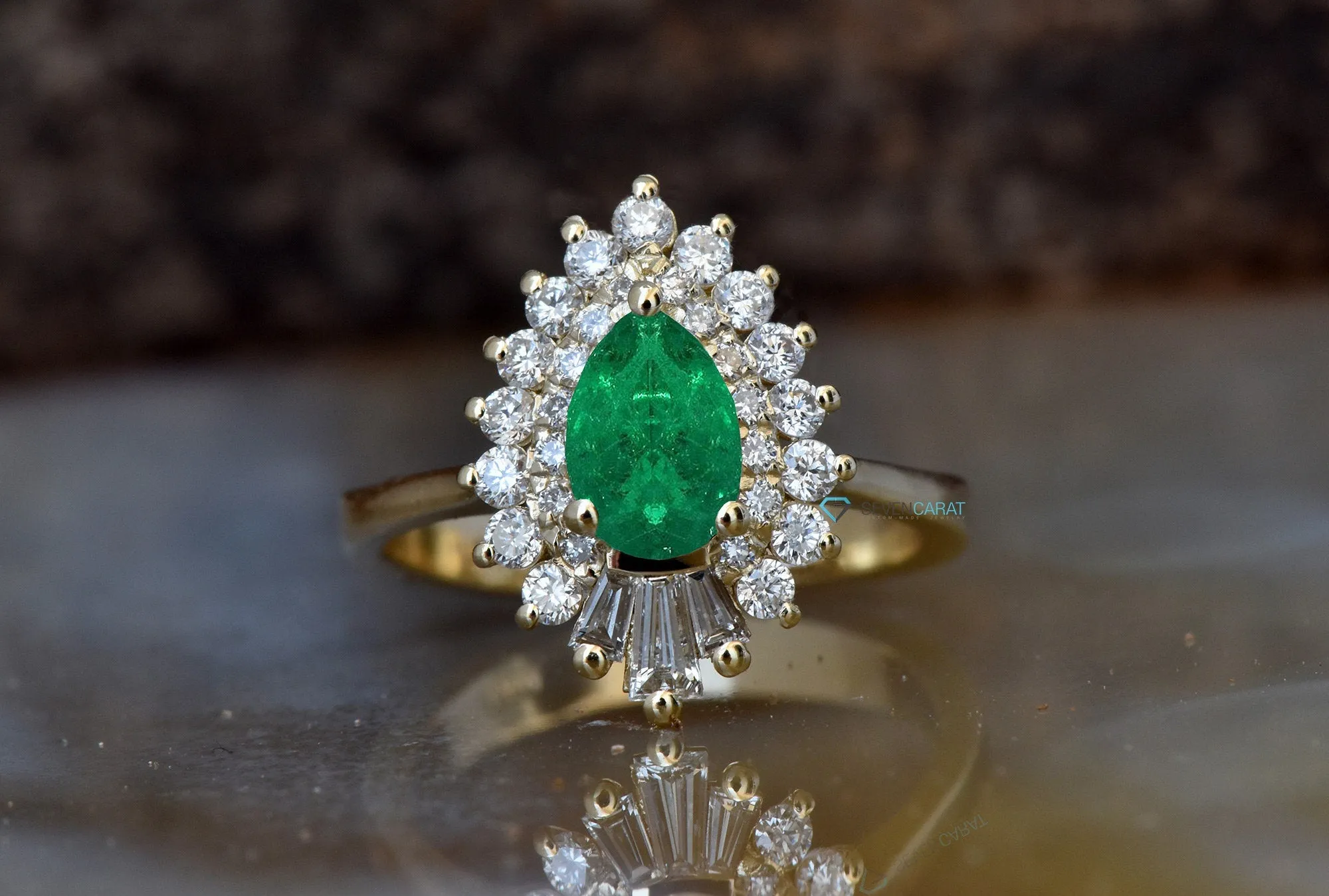 Natural emerald ring-Solid gold ring-Yellow gold-Promise ring-Pear shaped emerald-Art deco ring-Edwardian emerald ring-Emerald ring antique