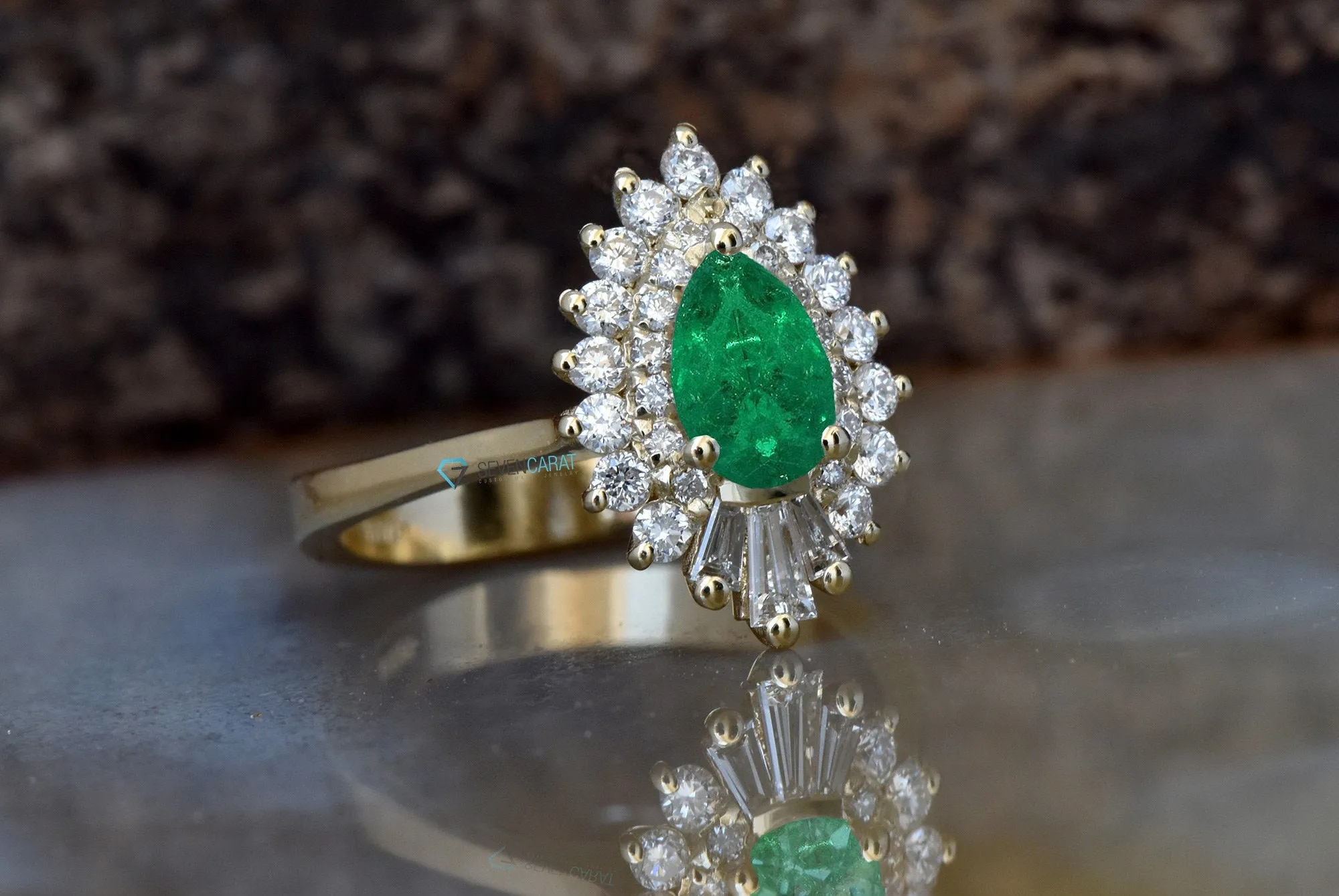 Natural emerald ring-Solid gold ring-Yellow gold-Promise ring-Pear shaped emerald-Art deco ring-Edwardian emerald ring-Emerald ring antique