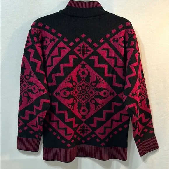 Ossi Skiwear 100% Wool Black &amp; Dark Pink Geometric Pattern Sweater, Size Small