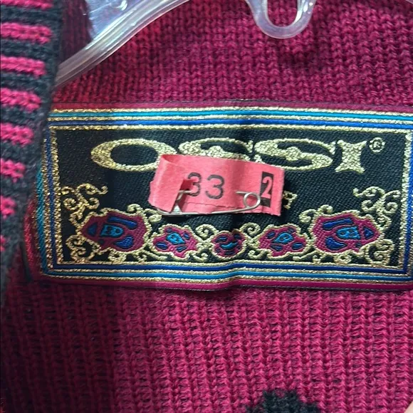 Ossi Skiwear 100% Wool Black &amp; Dark Pink Geometric Pattern Sweater, Size Small