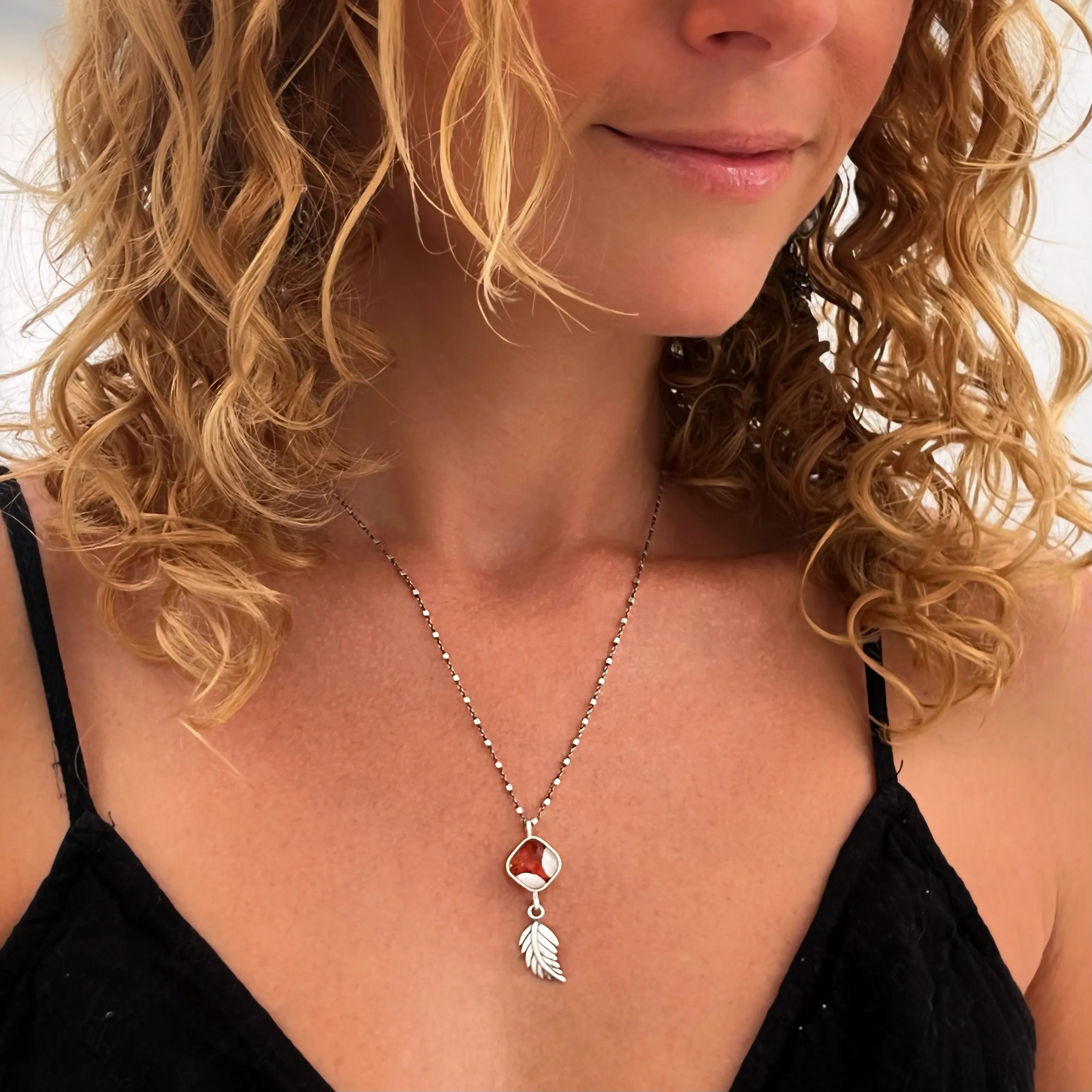 Red flower terrarium necklace with leaf dangle