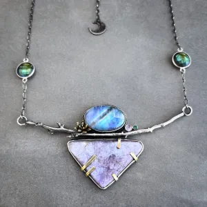 Statement nature necklace in silver