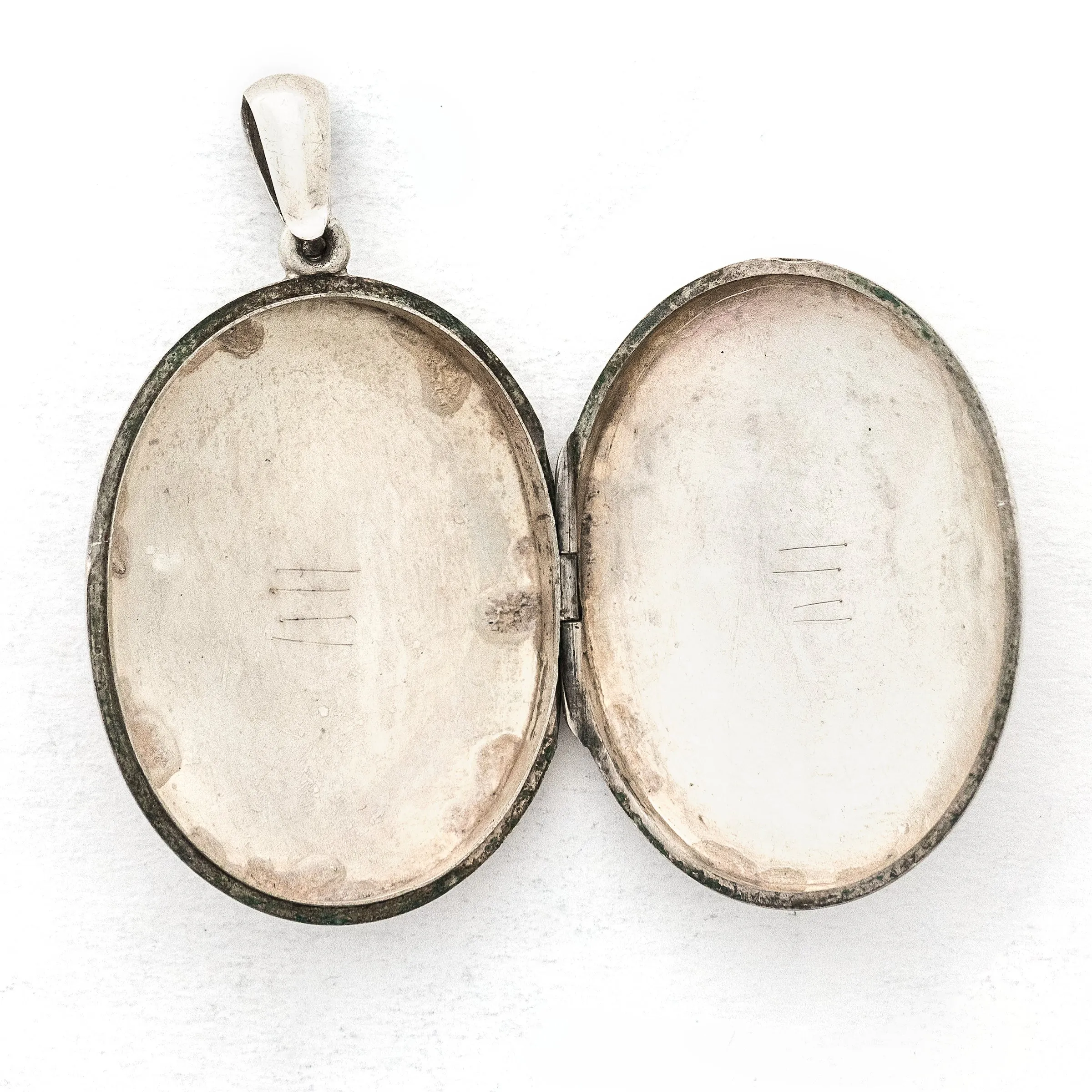 Sterling Silver Forget-Me-Not Antique Locket