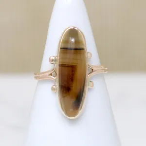 Sumptuous Plaid Agate in Gold Victorian Ring