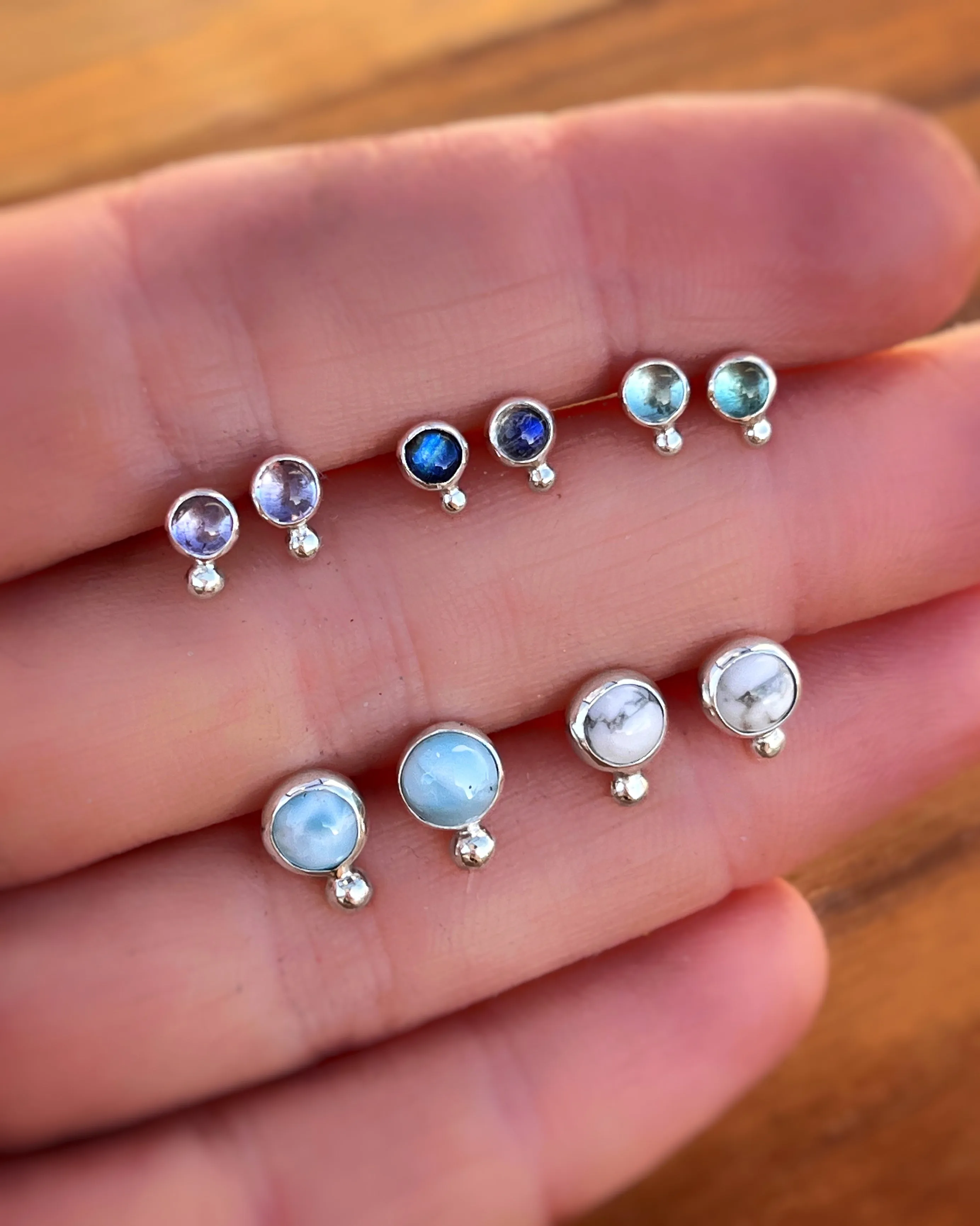 Tanzanite stud earrings in silver