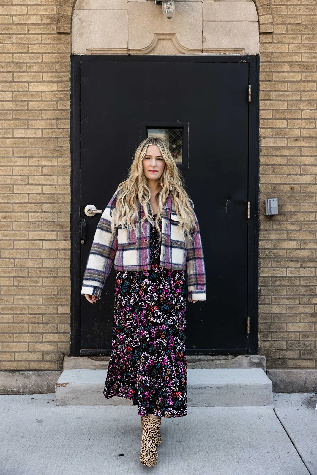 una jacket in pink plaid