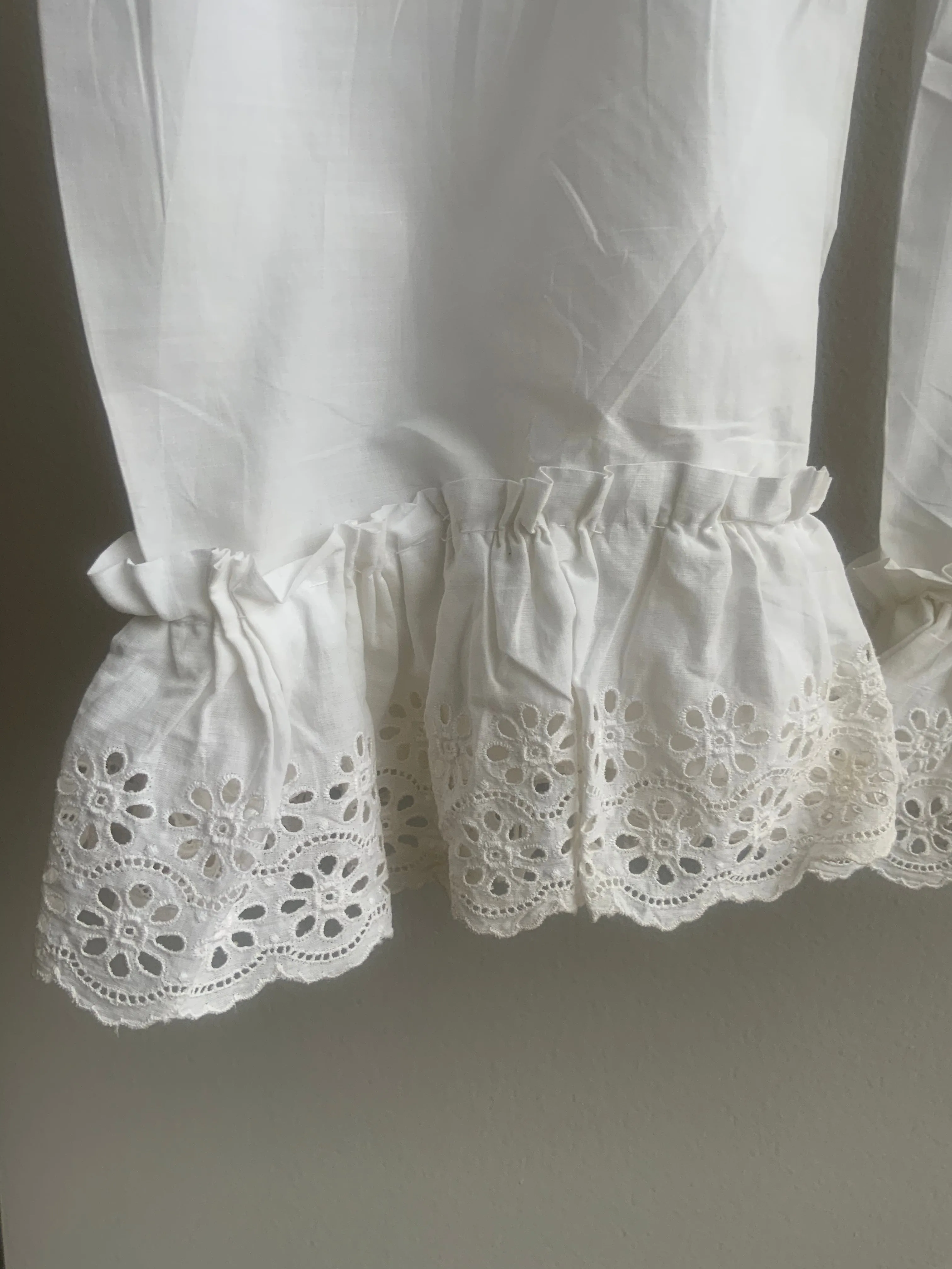 Under Sleeves - 1800