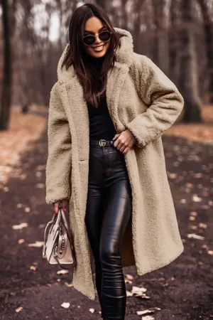 Victoria Wool Coat – Warm & Cozy Elegance