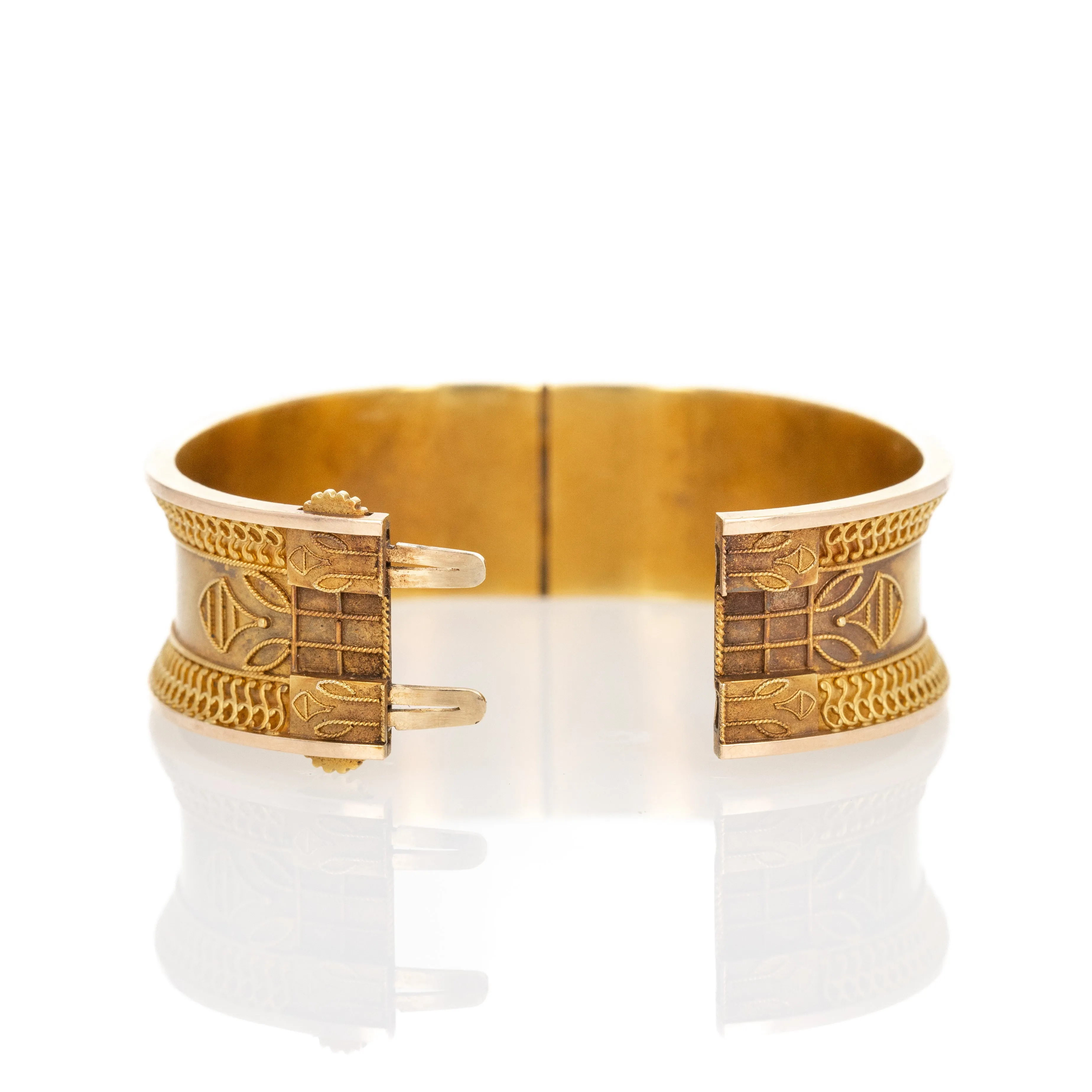 Victorian Etruscan 14K Yellow Gold Bangle Bracelet