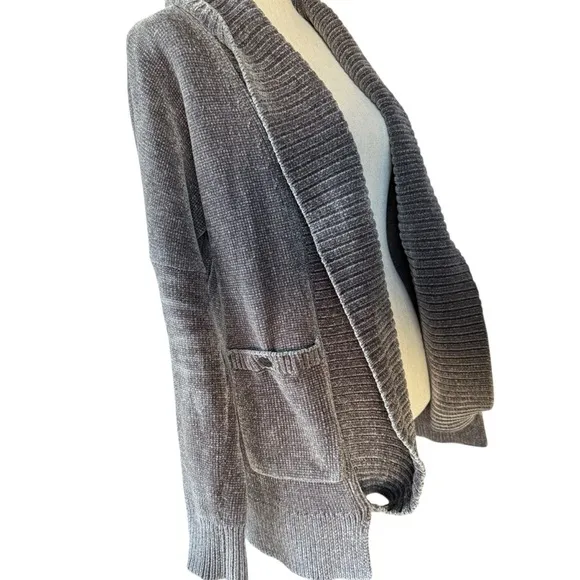White House Black Market Modern Long Sleeve Chenille Cardigan soft cozy warm Med
