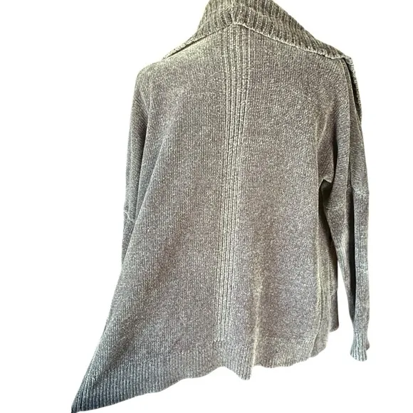 White House Black Market Modern Long Sleeve Chenille Cardigan soft cozy warm Med