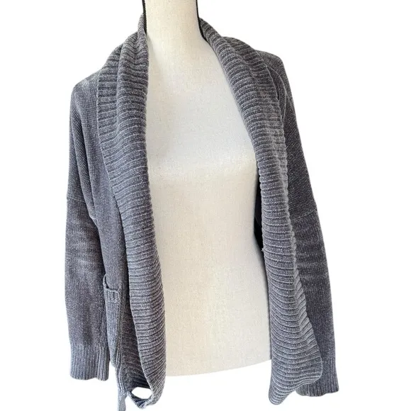 White House Black Market Modern Long Sleeve Chenille Cardigan soft cozy warm Med