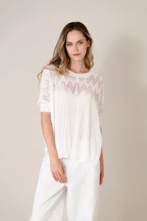 WHITE ROUND NECK KNIT TOP