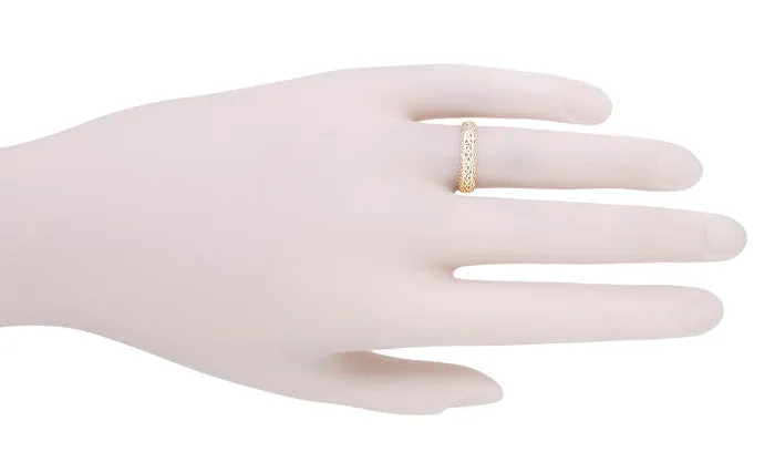 Yellow Gold Edwardian Flowing Filigree Scrolls Wedding Ring